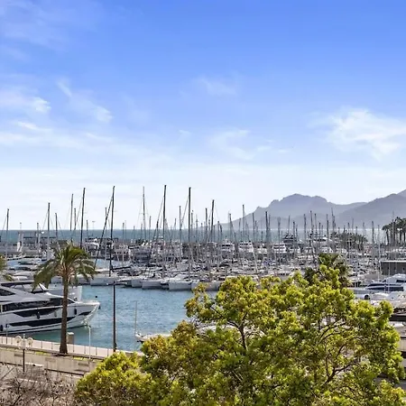 Avenue Chic Apartament